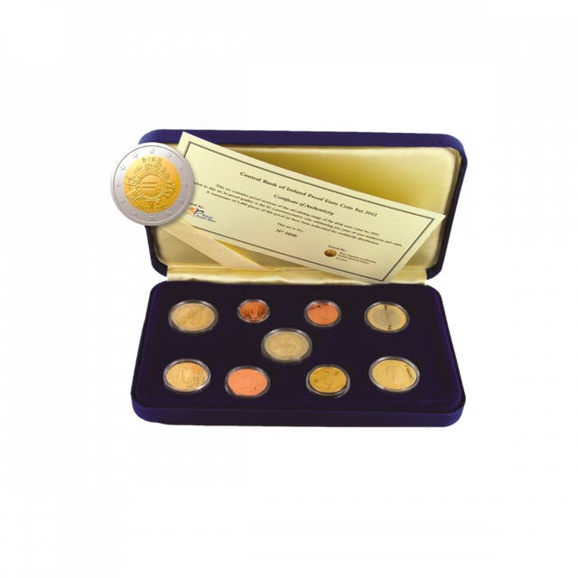 Euro Banknotes and Coin Proof Set 2012